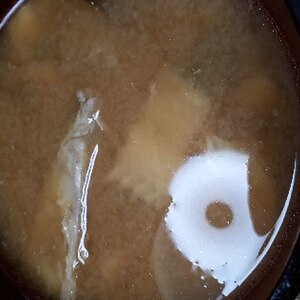 しょうがたっぷり鯛のアラ汁